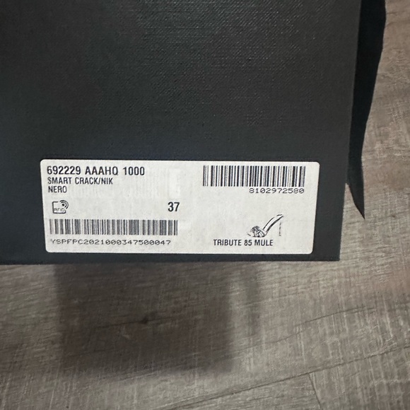 BRAND NEW IN BOX SAINT LAURENT NEVER WORN
YSL Tribute 85 Heel Sandals size 37 - Picture 12 of 13